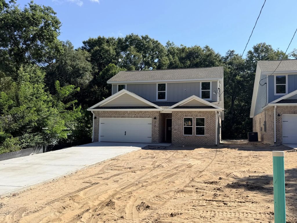 316 Boxer Avenue, Niceville