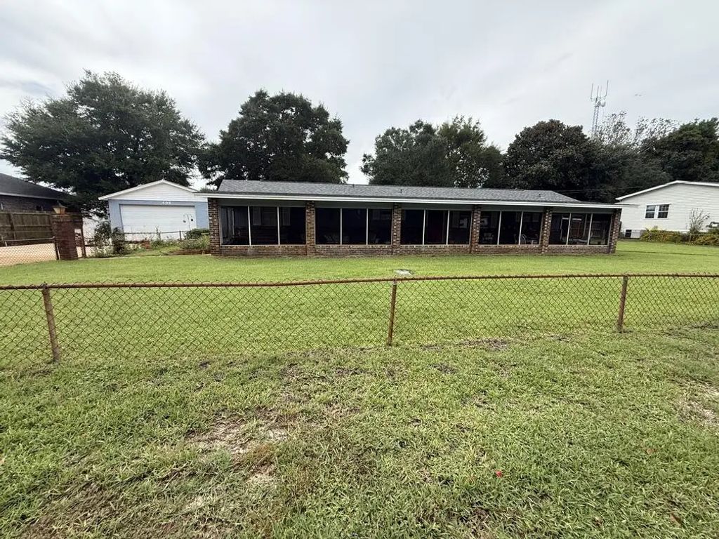 494 Aleta Avenue, Mary Esther
