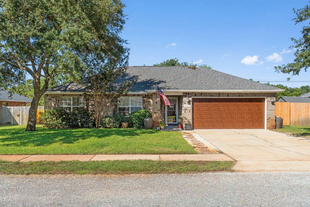 2073 Bella Breeze Court, Navarre