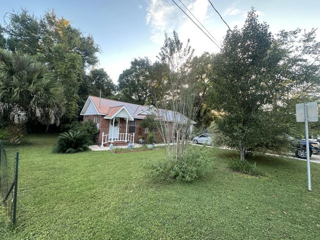 Photo of Listing #1013111