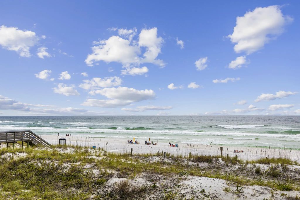 670 Nautilus Court 202, Fort Walton Beach