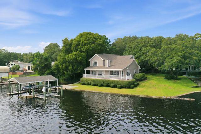 Photo of Listing #1013475