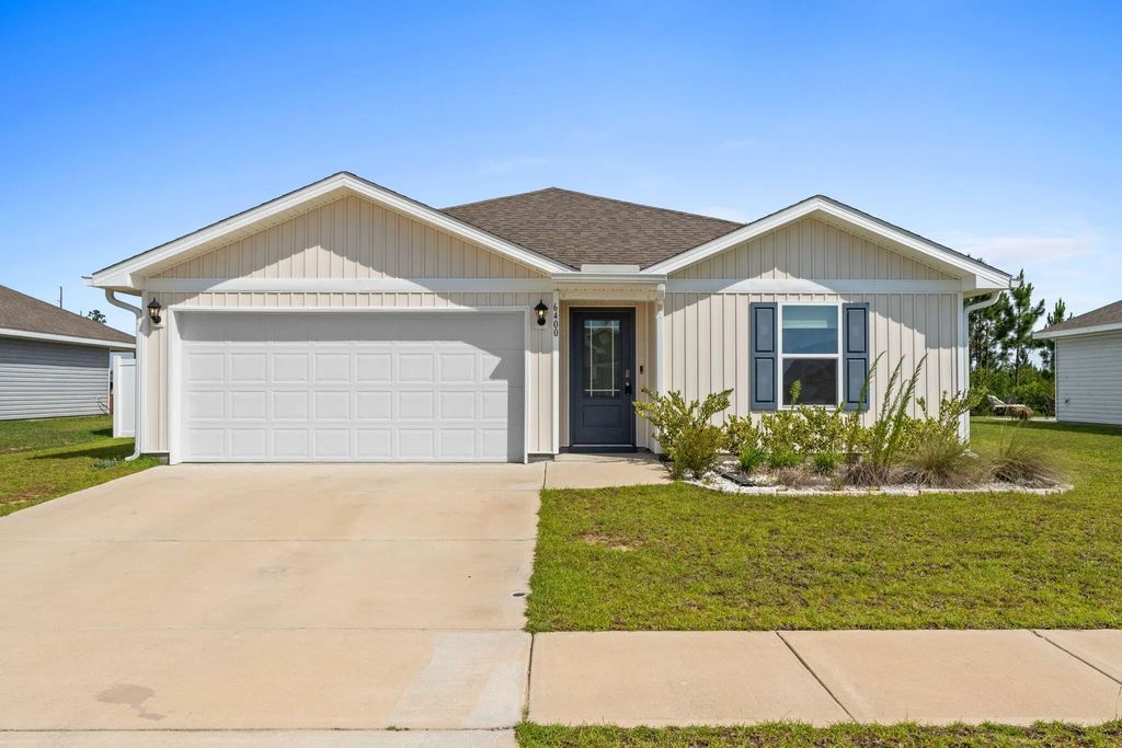 6400 Bellavia Lane, Panama City