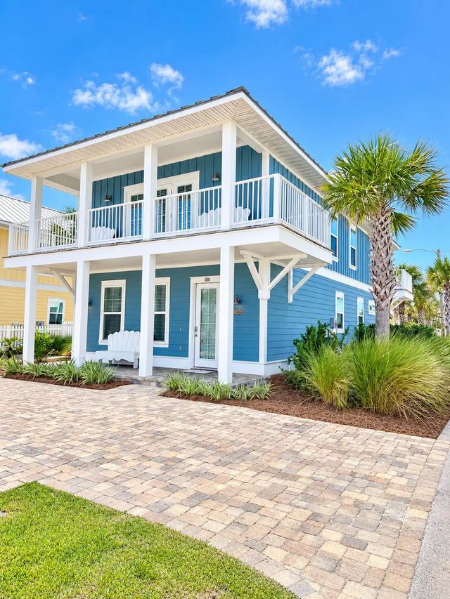 Photo of Listing #1013303