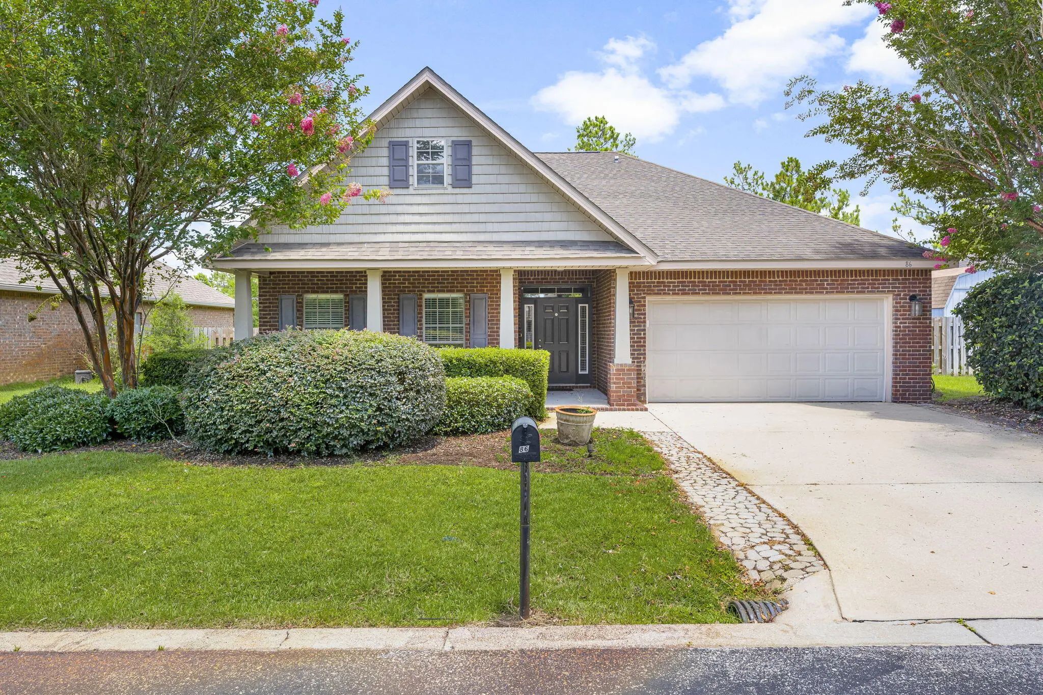Photo of Listing #1013322