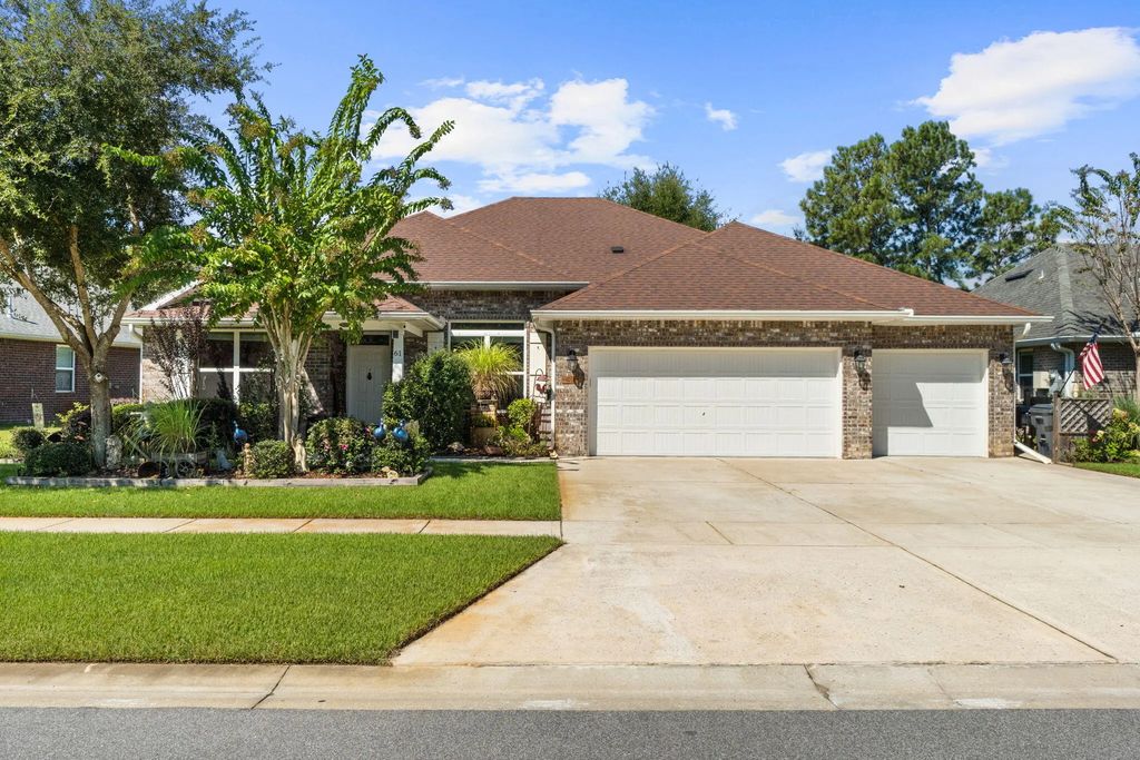 61 Brighton Cove, Freeport
