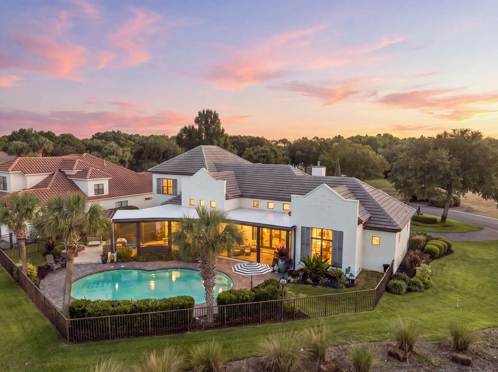 285 Corinthian Place, Destin