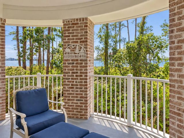 Photo of Listing #1013785