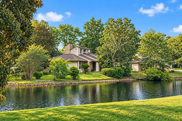 Photo of Listing #1013905