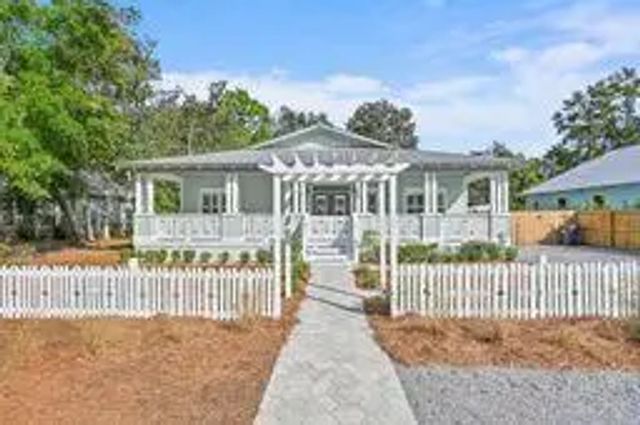 Photo of Listing #1014010