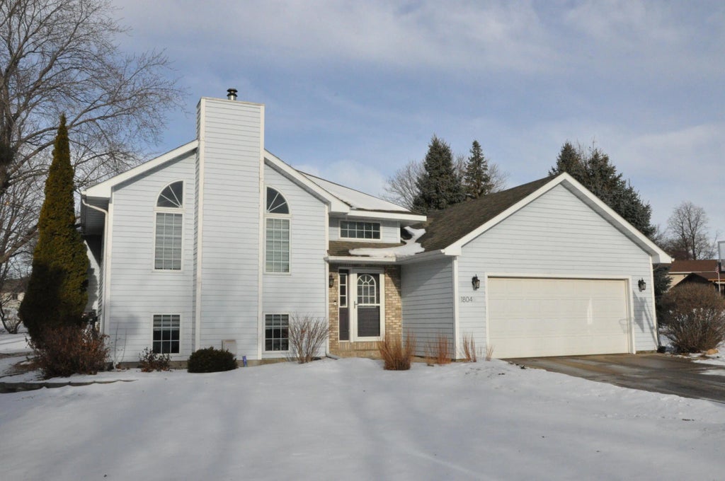 1804 Half Moon Road S, Brookings