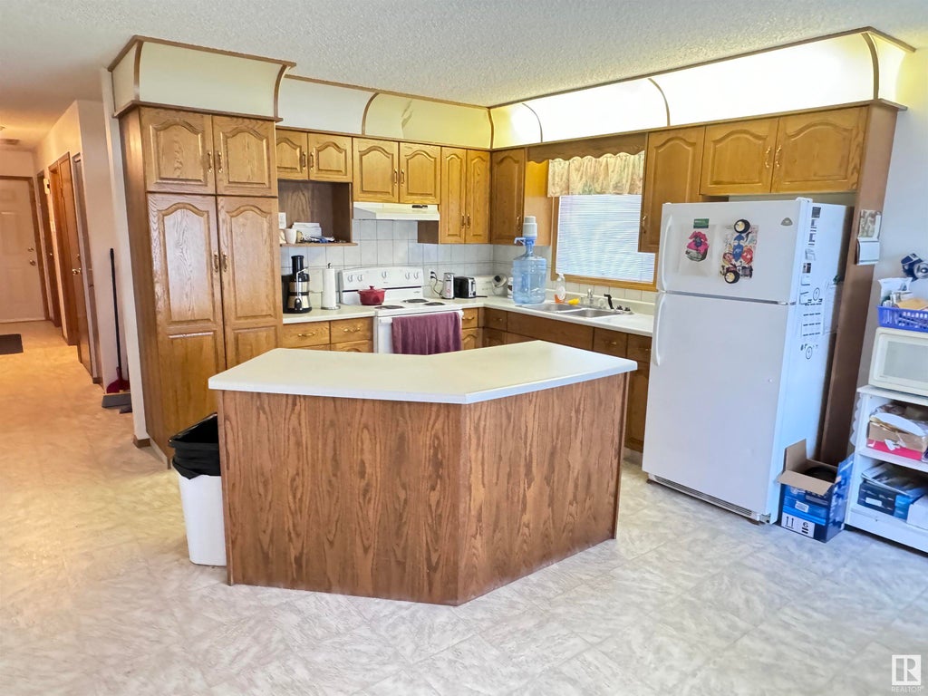 10239 107 Street, Westlock Property Listing MLS® E4395949