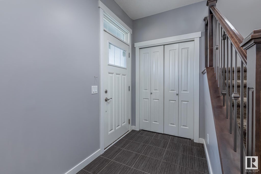 5108 Corvette Street Nw, Edmonton Property Listing MLS® E4410331