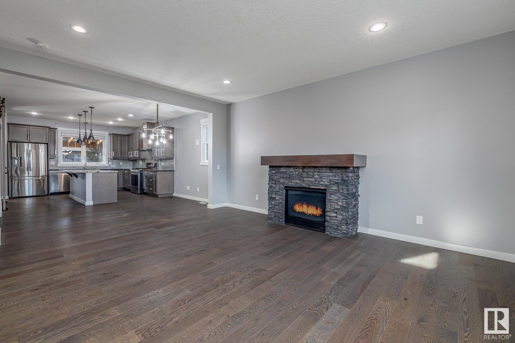 5108 Corvette Street Nw, Edmonton Property Listing MLS® E4410331