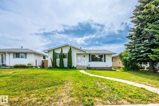 7543 149a Avenue Nw, Edmonton