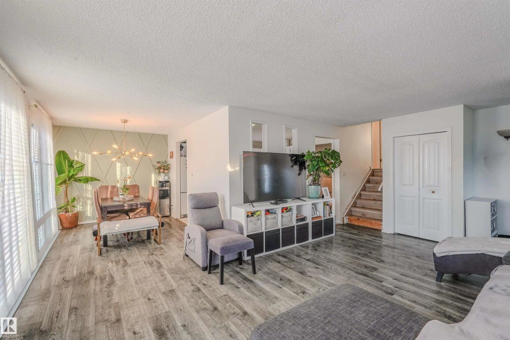 12403 156 Avenue, Edmonton