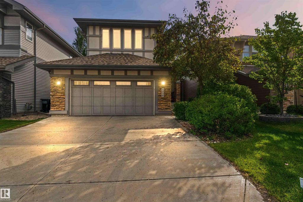 1238 Ainslie Way, Edmonton