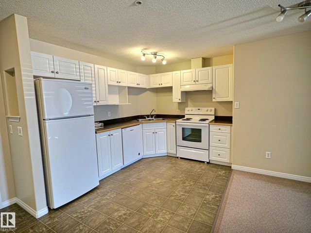 111 5350 199 Street Nw, Edmonton