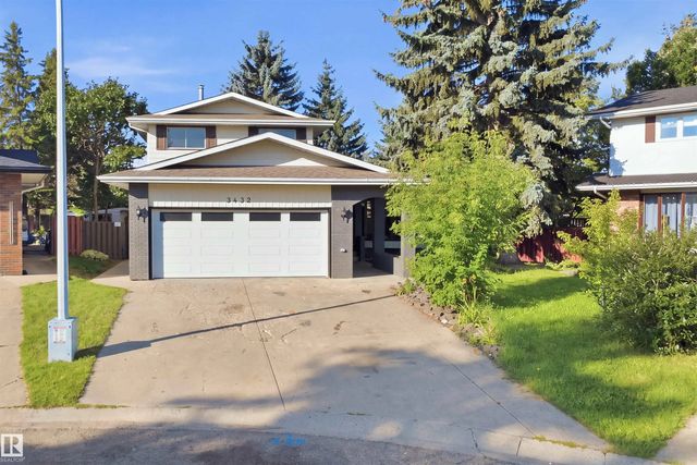 3432 Hill View Crescent Nw, Edmonton
