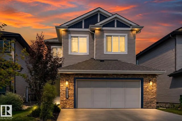 15628 15 Avenue Sw, Edmonton