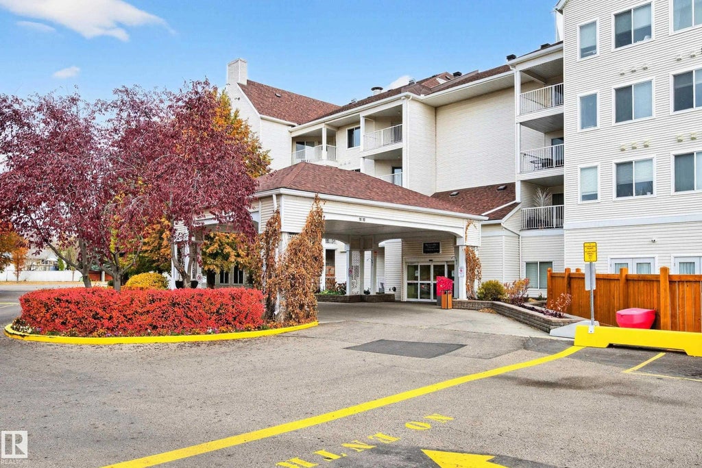 110 78 Mckenney Avenue, St. Albert