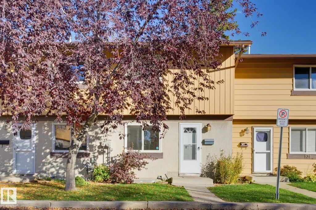 133 Woodstock, Edmonton