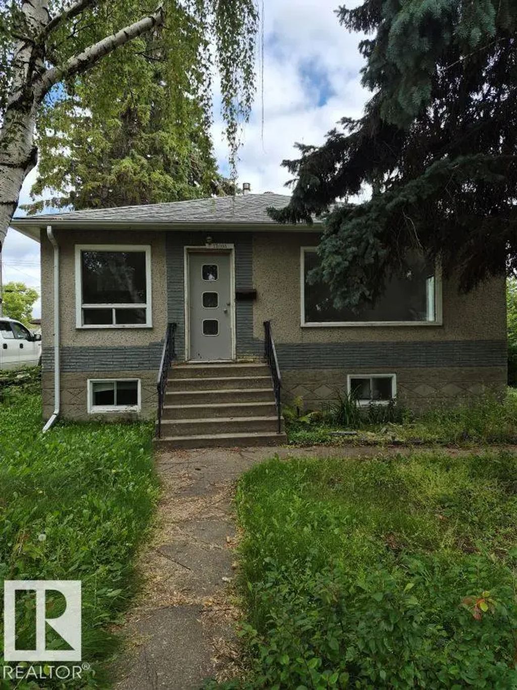 12005 45 Street, Edmonton