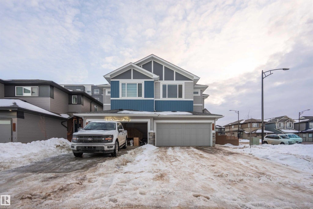 1459 Cherniak Way, Edmonton