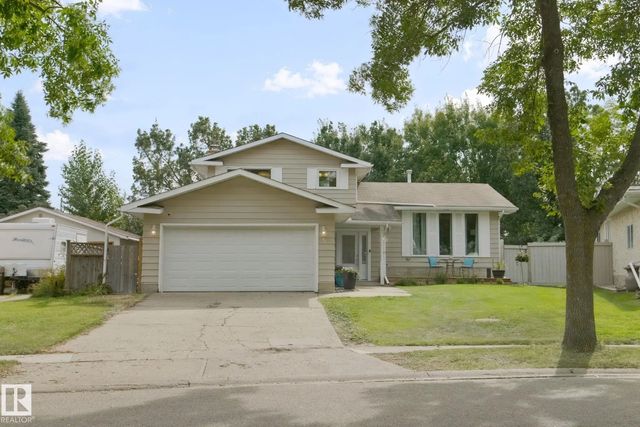 5 Labelle Crescent, St. Albert