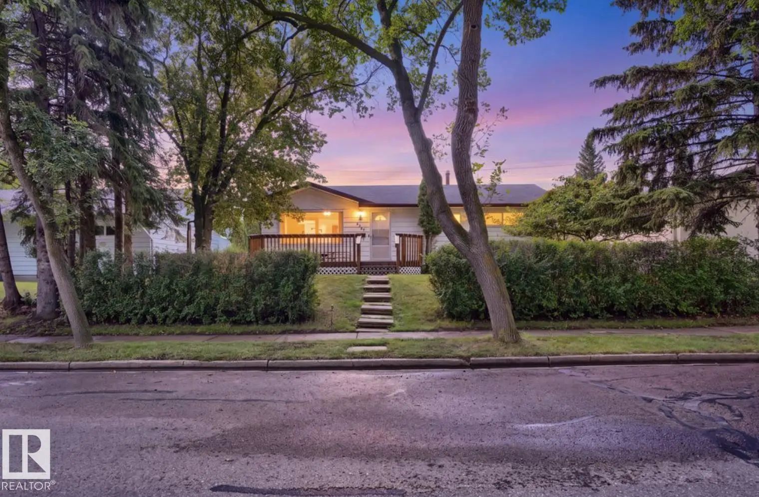 6221 44b Avenue, Camrose