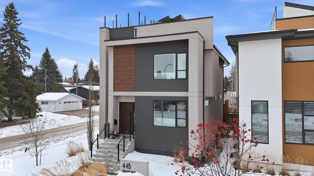 44b Valleyview Crescent Nw, Edmonton