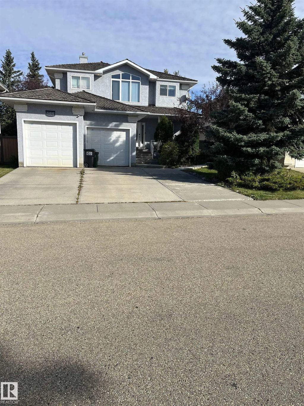 566 Butterworth Way Nw, Edmonton