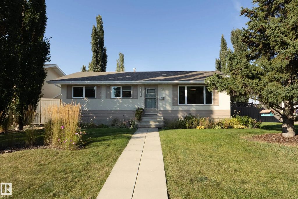 9702 99a Avenue, Morinville