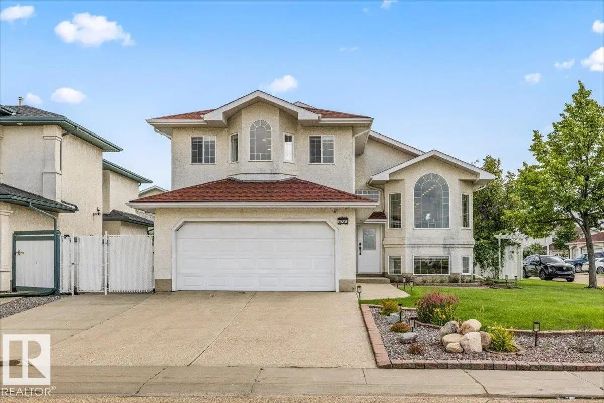 Single Family Property for Sale at 8731 160a Avenue Northwest, Edmonton: MLS®# E4503839