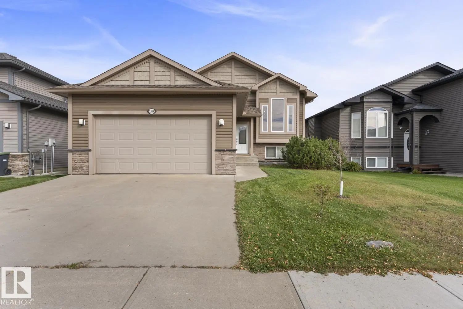 Cold Lake Real Estate: Single Family Property for Sale in Creekside Estates (Cold Lake)