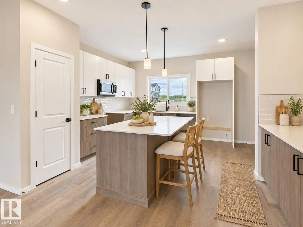 1100 Mcleod Avenue, Spruce Grove