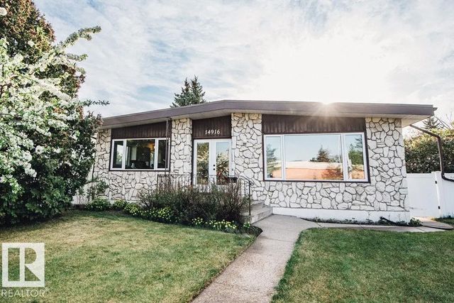 Evansdale Real Estate Listing, Edmonton, AB T5E 3W6