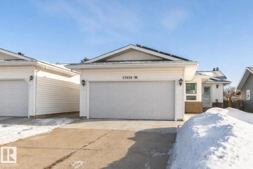 17419 96 Street, Edmonton