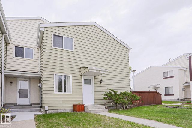 Edmonton Real Estate: Condo / Townhouse Property for Sale in Aldergrove