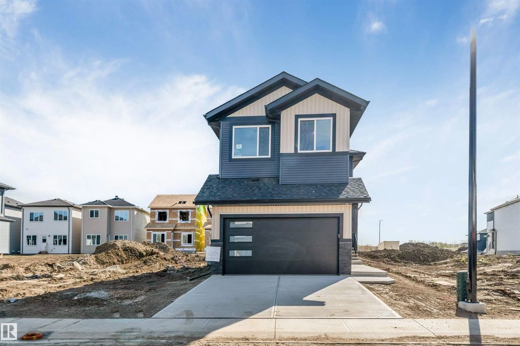 4707 17 Avenue, Edmonton