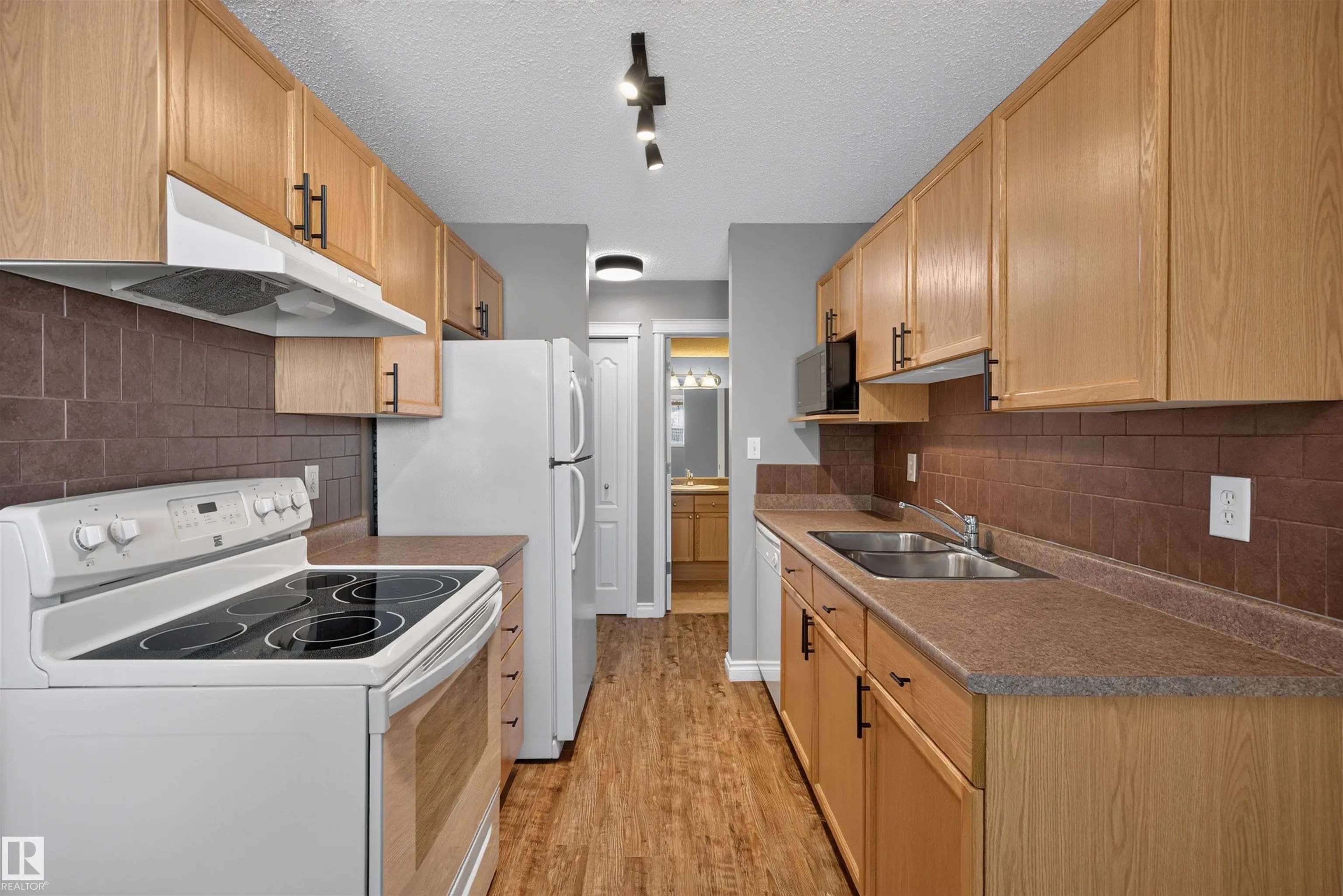 Condo / Townhouse Property for Sale at 4 4616 47 Street, Leduc: MLS®# E4503184