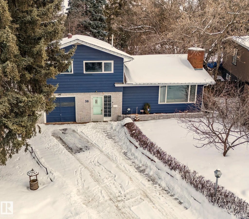 38 Gresham Boulevard, St. Albert