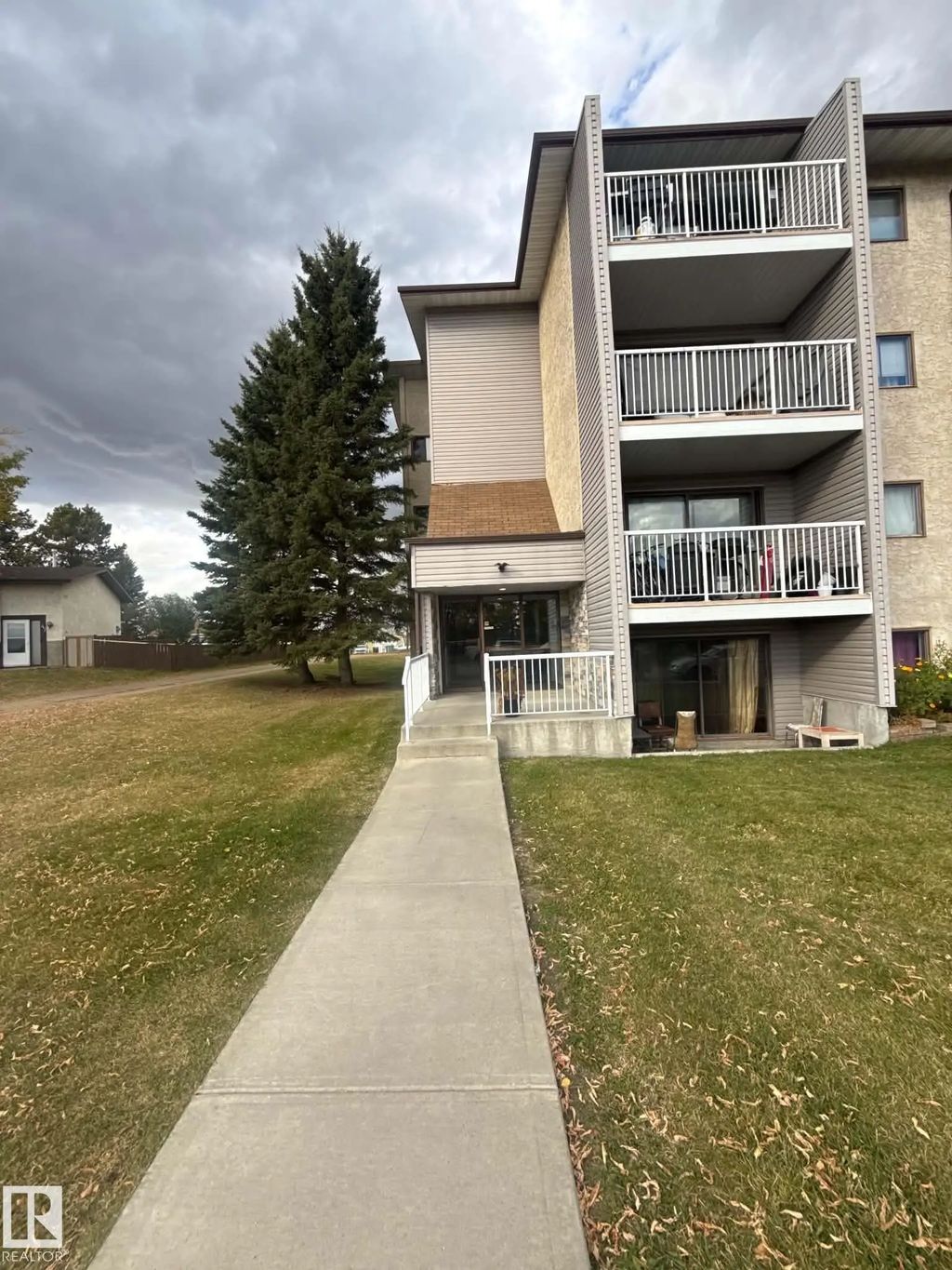 302 51 Brown Street, Stony Plain