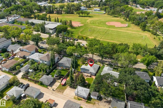 9457 79 Street Nw, Edmonton
