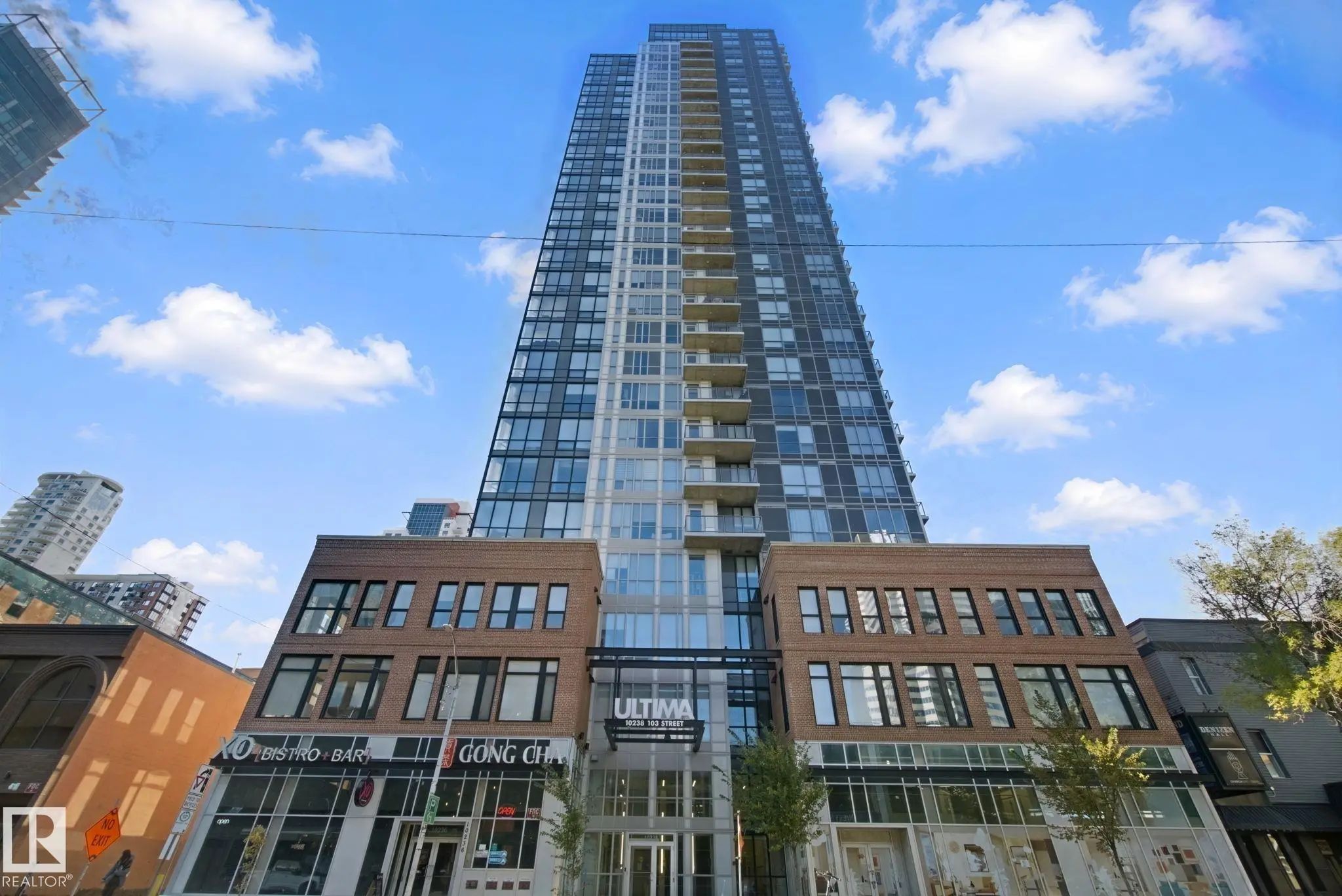 Edmonton Home for Sale: Condo / Townhouse Listing in Downtown (Edmonton)