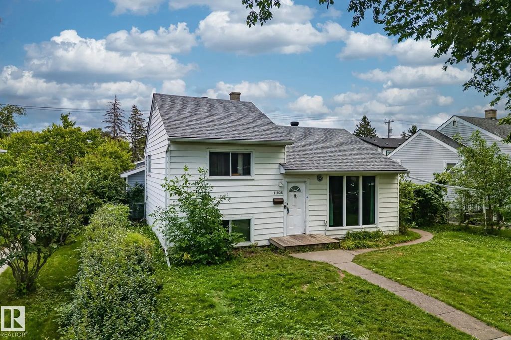 11935 125 Street, Edmonton