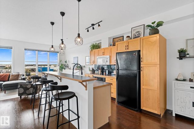Edmonton Real Estate: Condo / Townhouse Property for Sale in Empire Park