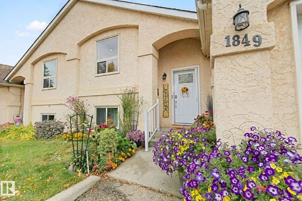 1849 Mill Woods Road, Edmonton