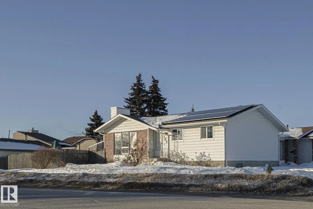 192 Dunluce Road, Edmonton