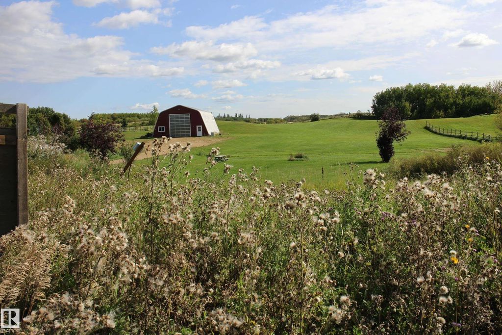 210 50125 Rge Rd, Rural Leduc County